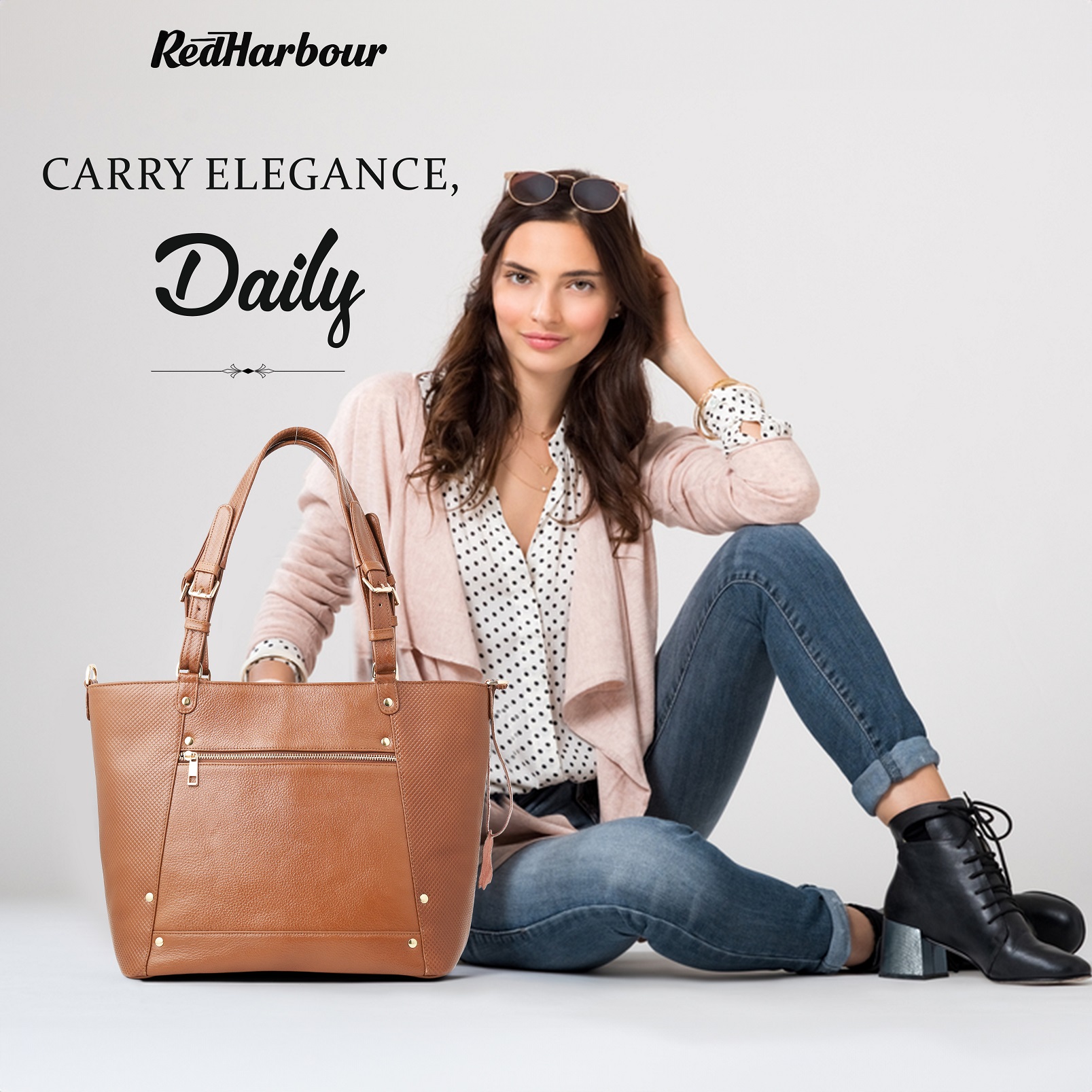 The Chelsea Tote - CARAMEL BROWN - Image 7